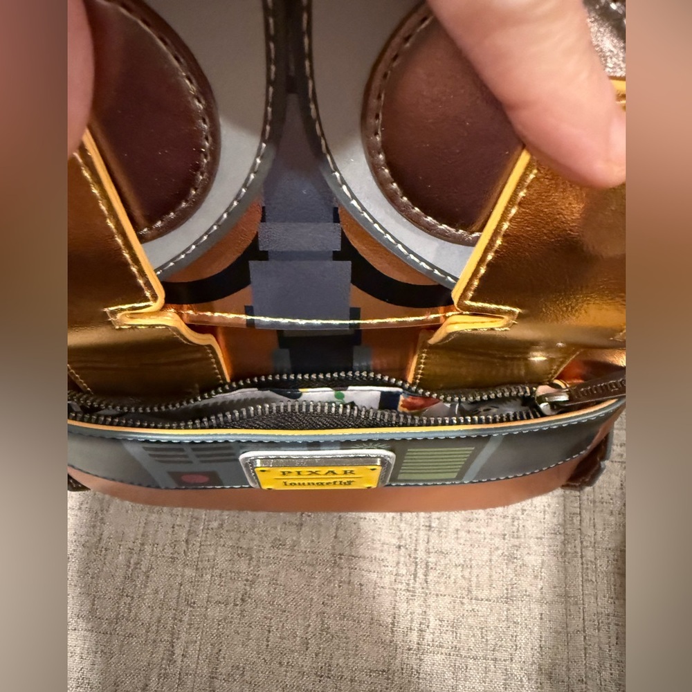 Loungefly Disney Pixar Wall-E Metallic Mini Backpack and Wallet Exclusive - Picture 7 of 8